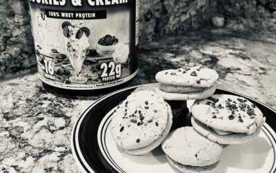 PROTEIN COOKIES AND CREAM MACARONS